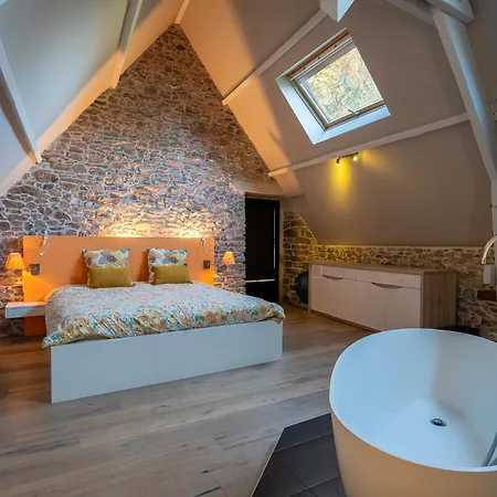 La Maison Doree - Chaumiere Pour 6 * Brandivy
